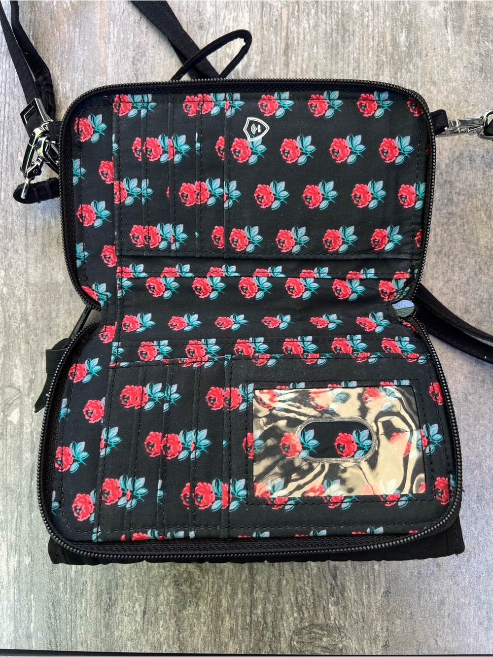 Vera Bradley Black Quilted Crossbody Wallet - Picture 5 of 7